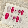 Uñas postizas hechas a mano en magenta y purpurina plateada con lujosos diamantes 3D - Extra Pequeño (XS) / Rojo Rosa Brillo Strass (1923 Ovalado Medio)