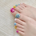 Unghie finte piedi colorate a mano con cuori 3D rosa e strass luccicanti - Stile Candy Colorato Cuore 3D (Unghia Piede B21)