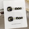 Unghie finte per piedi fatte a mano nere e argento con stelle e lune dorate e strass - S / Unghia del Piede B25