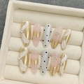 Luxe handgemaakte kunstnagels set met gouden accenten, aurora kant en zwarte stippen - Extra Klein (XS) / Lange Amandel Stijl(1786)