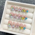 Unghie finte sfumate rosa nude con strass colorati e forma a ballerina lunga - 1828 Coffin Corto / Extra Piccolo (XS)