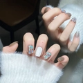 Unghie finte cat-eye nei toni del caffè con strass blu scintillanti - XS / Bara Ultra Corta