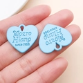 Light blue heart charm with embossed lettering made of lacquered zinc alloy - 21x23mm / Blue