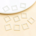 Makroaufnahme quadratischer Perlenrahmen für DIY-Schmuck und Handyhüllendekor - Hohles Quadrat (25784) / 12x12mm