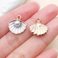 Pendentifs coquillages dorés avec émail blanc et perle pour création de bijoux - Coquille de Perle (15775)