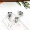 Three pieces of vintage silver alloy heart-patterned pendant bail connectors for DIY jewelry - Hanging Bail 8x13mm Hole 6mm-0.9g-8759