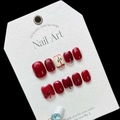 Unghie finte corte rosse fatte a mano con motivi a mela dipinti e finitura glitterata - XS / Mela Piccola Dipinta a Mano