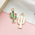 Green enamel cactus alloy pendants with gold-plated finish for DIY jewelry making - Enamel Cactus (9913)