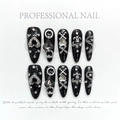 Schwarze Press-on-Nägel im Gothic-Stil mit Herz- und Kreuz-Metallanhängern im 10er-Set - XS / Dunkle Mine (221)
