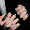 Uñas postizas stiletto hechas a mano con degradado artístico y copos de pan de oro real - XS / Apsaras voladoras de Dunhuang