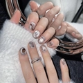 Unghie finte cat eye grigio argento con fiocchi neri e motivi a griglia dipinti - XS / Cucciolo Felice