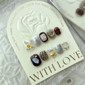 Brown diamond quilted chain press-on nails with pearls and rhinestones on display card - Coffee Rhombus / Large (L)