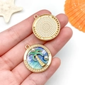 Détail de pendentifs émaillés thème île tropicale avec palmiers et perles - 28x24x5mm / Cocotier Perle Ronde Océan / Émail Bleu (23571)