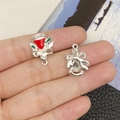 Zilveren kerstbel hangers met emaille voor het maken van DIY-sieraden creaties - Rode Emaille Kerstbel (14315)