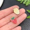 DIY strawberry alloy pendant with red drip oil finish and gold textured back - Enamel Red Fruit Strawberry (21358) / 18x11mm