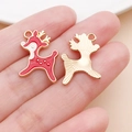 Pendentif renne de Noël en émail rouge et métal doré pour bijoux à faire soi-même - Renne de Noël Rouge (24972)
