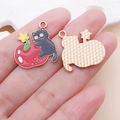 Ciondolo in smalto gatto nero e fragola in lega oro rosa per la creazione di gioielli DIY - Ciondolo Gatto con Mela e Stella Rosso (25255)