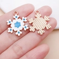 Ciondolo a fiocco di neve dorato con smalto bianco e azzurro per gioielli fai-da-te - Fiocco di Neve Fine Bianco / 26x20mm