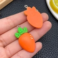 Ciondoli creativi a carota in resina con anelli in metallo per gioielli fai-da-te - Carota Arancione Media (24230)
