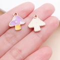 DIY μωβ μενταγιόν μανιτάρι από κράμα με κίτρινο στέλεχος και χρυσή πλάτη για κοσμήματα - 14x16mm Μωβ Σμάλτο Μανιτάρι από Κράμα Ψευδαργύρου (14976)