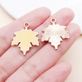 Ciondoli a foglia di acero con smalto giallo e placcatura in oro rosa per gioielli fai da te - 15499-Foglia d'Acero in Lega di Zinco Smalto Giallo (SN1621)