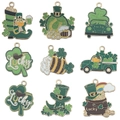 9-delige set groene emaille klaverhangers met Lucky-hoed voor het maken van DIY-sieraden - Iers Festival 9 Stijlen Set (SN1086)