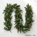 Ghirlanda natalizia in PE con aghi di pino ed eucalipto 25x200cm decorativa - Stile C (Verde Misto)