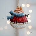 Handbemalter 10cm Vintage Schneemann aus Blech mit orangefarbenem Hut und Karoschal - Stil B