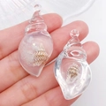 Vue détaillée du pendentif coquillage en résine avec paillettes et conque pour bijoux DIY - Coquillage Blanc (18953)