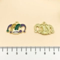 Pendenti a cappello di pagliaccio in smalto colorato e oro per gioielli fai-da-te - Charm Cappello Giullare Carnevale (22053)