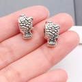 Coppia di perle a forma di pesce in argento antico per braccialetti fai-da-te - Perla con Foro Grande Pesce (13232) / 1 pezzo (10x15mm) / Argento Antico