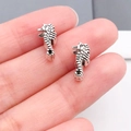 Ciondoli a forma di cavalluccio marino in argento antico per gioielli fai da te, mini taglia - Perlina a Foro Grande Cavalluccio Marino (15664) / 1 pezzo (6x12mm) / Argento Antico