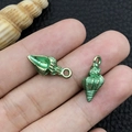 DIY shell pendant in vintage green enamel for bracelet and necklace making - Enamel Green Conch (8599)