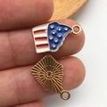 Golden enamel USA map charm with American flag stripes and stars for DIY jewelry - KC Gold Enamel USA Flag Ice Cream Style (16274)