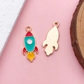 Ciondoli a forma di razzo in smalto e oro rosa per creazione di gioielli fai da te - Stile Razzo Astronauta (11061) / 1 pezzo (11x24.6mm) / Verde