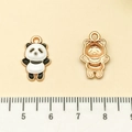 Pendentif mignon panda en émail pour bijoux DIY avec support en alliage doré - Panda Debout en Émail Blanc (21654)