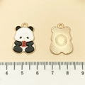 Pendentif panda en émail avec pomme rouge pour bijoux DIY colliers et bracelets - Panda Tenant une Pomme en Émail Blanc (21683)