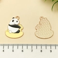 Pendentif panda mignon et lune jaune en alliage pour création de bijoux artisanaux - Panda Cheval à Bascule en Émail Blanc (21684)