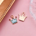 Pendentifs couronne en émail bleu et or rose avec boucles pour colliers DIY - Couronne Bleu Lac Perle (12449)