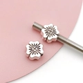 Silver flower-shaped metal beads with radial texture for DIY jewelry making sets - Four-leaf Clover (15175)
