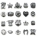 Set di 20 ciondoli fai-da-te in argento con motivi a cuore, corona e vari animali - Set Lega Argento Antico (SN730)