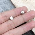 Silver zinc alloy magnetic heart clasp connector for DIY bracelets held in hand - Silver Oval Shape (19856)