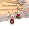 Detailed pair of red enamel rose charms with golden alloy stems for DIY jewelry making - KC Gold Enamel Red Rose