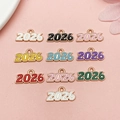 Colgantes 2026 de aleación colorida con esmalte para bisutería DIY y llaveros - Pequeño 2026 Colores Mezclados (SN1338)