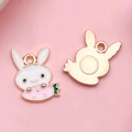 Pendentif lapin blanc en émail avec tulipe et carotte rose pour bijoux DIY - Lapin sur Carotte en Émail Blanc (17506)