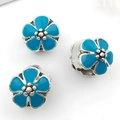 Set de tres abalorios de flores de esmalte azul con agujeros de 4 mm para joyas - Estilo Esmaltado Azul Lago (13185) / Azul lago