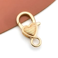 Fermoir mousqueton doré en forme de cœur texturé pour bijoux et porte-clés élégants - Style Rayé KC Gold (13008)