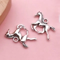 Σετ με δύο vintage ασημένια μενταγιόν άλογο για χειροποίητα κοσμήματα και κολιέ DIY - Άλογο (2321) / 1 τεμάχιο (20x15mm)