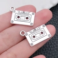 Nahaufnahme von Mini-Kassettenanhängern aus Legierung für DIY-Schmuckherstellung - Antiksilber Kassette (9165)