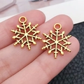 Goldener Schneeflocken-Anhänger aus Legierung für DIY-Schmuck zwischen den Fingern - Weihnachtsschneeflocke (20058)